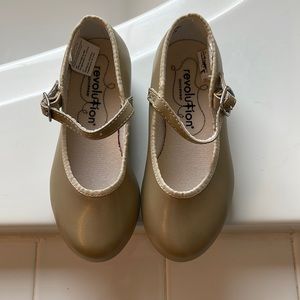 Toddler tap shoes